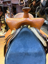 Load image into Gallery viewer, Used 16” Nash Bear Trap Barrel Saddle #28761
