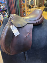 Load image into Gallery viewer, Used 17” Black Country Quantum Close Contact #24889
