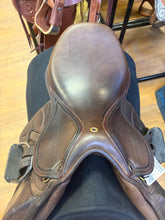 Load image into Gallery viewer, Used 18” Dover Rotate to Fit Close Contact #27823
