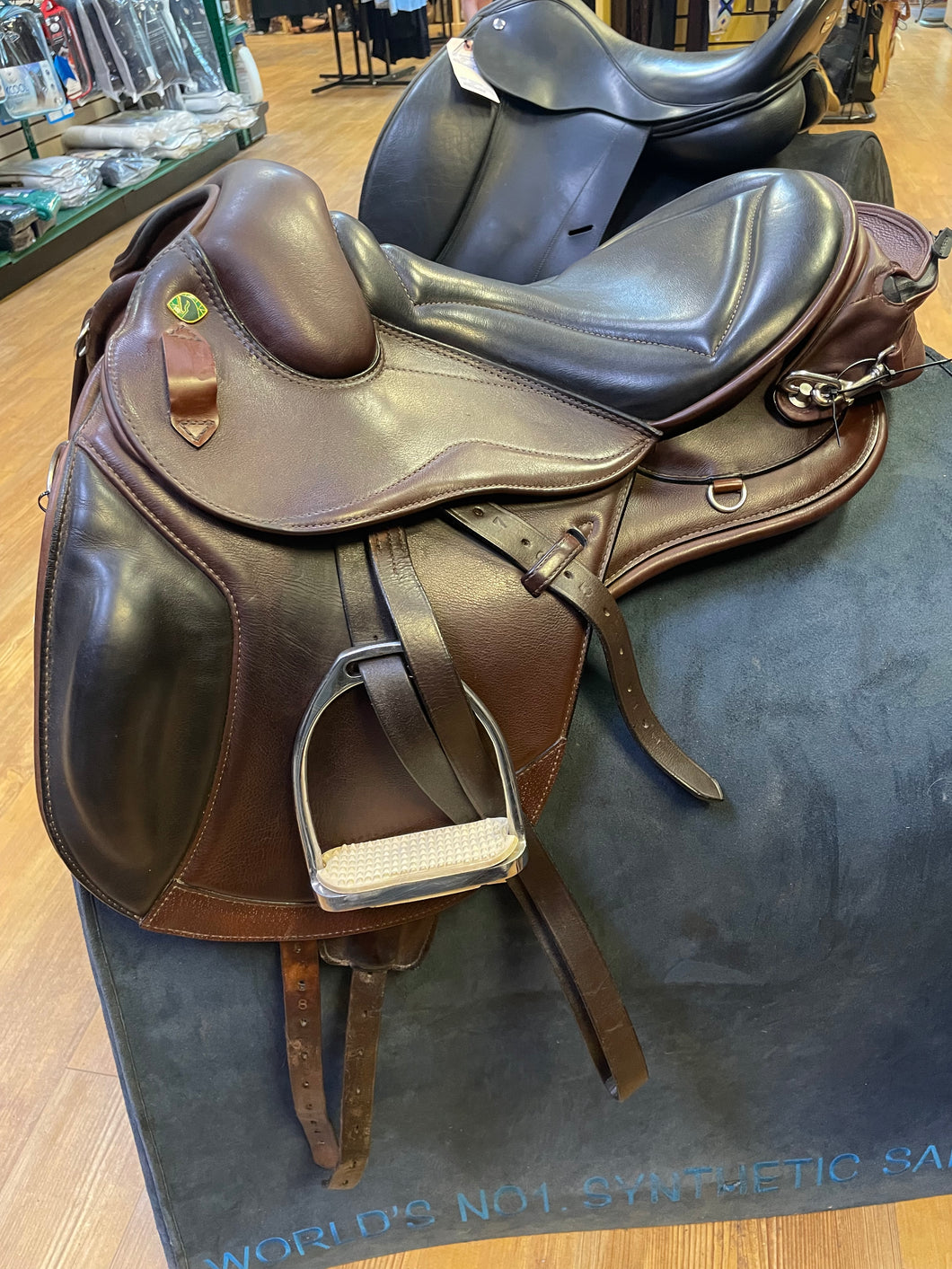 Used 17” Prestige Alena Endurance Saddle #23213
