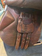 Load image into Gallery viewer, Used 17” Pessoa Rodrigo Flocked #25449
