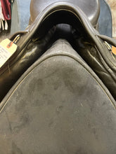 Load image into Gallery viewer, Used 17” Prestige Appaloosa Dressage Saddle #21490
