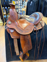 Load image into Gallery viewer, Used 15” Circle Y Walnut Grove Western Saddle #27055
