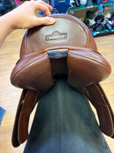 Load image into Gallery viewer, Used 18” Bates All Purpose Saddle #29175
