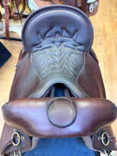 Load image into Gallery viewer, Used 16.5” Tucker Western Saddle #28007
