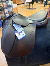 Load image into Gallery viewer, DEMO 17.5” Bates Caprilli Classic Saddle
