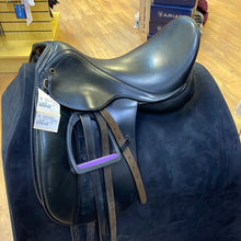 Load image into Gallery viewer, Used 18&quot; Pro Trainer Dressage Saddle #9054
