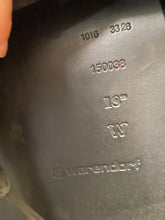 Load image into Gallery viewer, Used 18” Dorr Warendorf Dressage Saddle #1684
