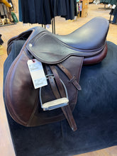 Load image into Gallery viewer, Used 16.5” Royal Highness Close Contact #26385
