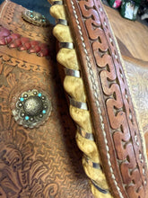 Load image into Gallery viewer, Used 15” Custom Made HR Barrel Saddle #27824
