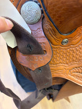 Load image into Gallery viewer, Used 16” Nash Bear Trap Barrel Saddle #28761
