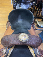 Load image into Gallery viewer, Used 16” Nash Barrel Saddle #24728
