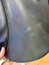 Load image into Gallery viewer, Used 17” Beval Close Contact Saddle #29913
