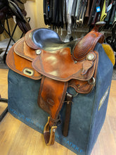 Load image into Gallery viewer, Used 16” Billy Cook Reiner Western Saddle #22054
