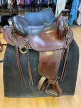 Load image into Gallery viewer, Used 17” Big Horn Western Trail Saddle #18045
