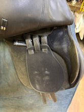 Load image into Gallery viewer, Used 17” Wintec 2000 All Purpose saddle #25744
