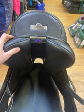 Load image into Gallery viewer, Used 17.5” Bates All Purpose Saddle #25480
