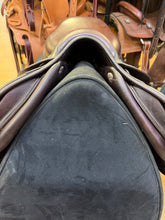 Load image into Gallery viewer, Used 16” CWD Classic Close Contact #26568
