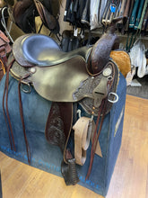 Load image into Gallery viewer, Used 18” High Horse Mesquite Western Saddle #24158
