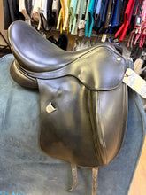 Load image into Gallery viewer, Used 0 Bates Innova Dressage Saddle #27501
