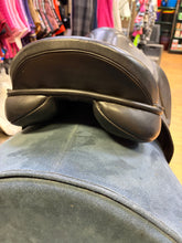 Load image into Gallery viewer, Used 17” Black Country All Purpose #28607
