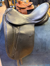 Load image into Gallery viewer, Used 18” Stubben Maestoso Dressage Saddle #27328
