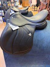 Load image into Gallery viewer, DEMO 17” Bates All Purpose Black Luxe Saddle
