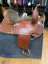 Load image into Gallery viewer, Used 16” Corriente Barrel Saddle #19456
