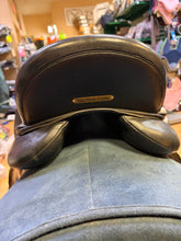 Load image into Gallery viewer, Used 17” Antares Monoflap Dressae Saddle #29249
