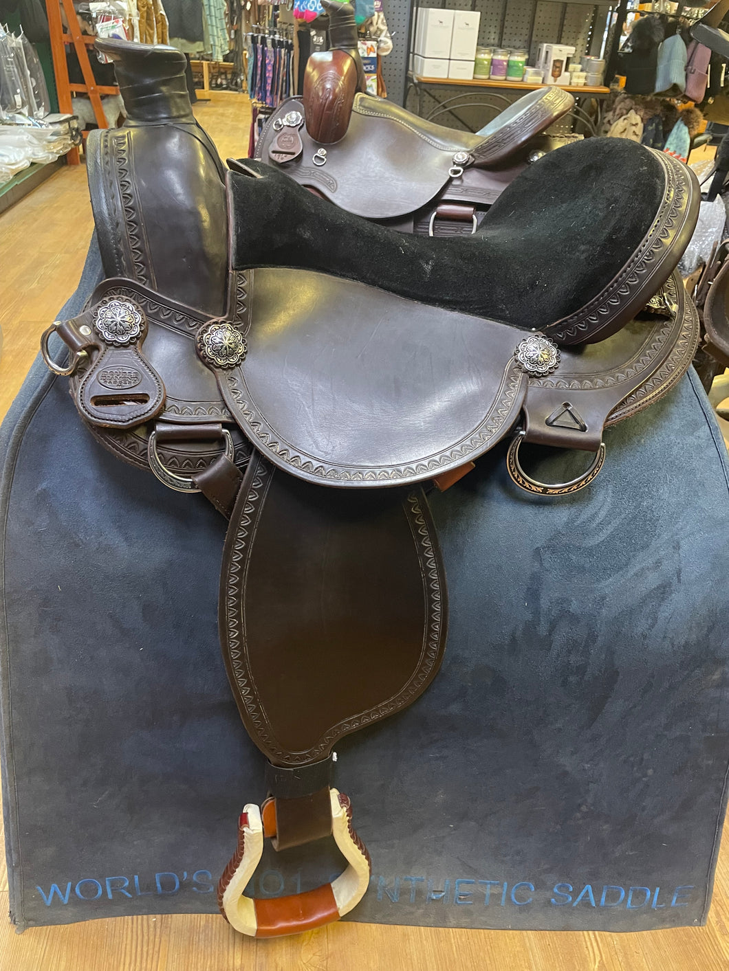 Used 16” Double Diamond Western Saddle