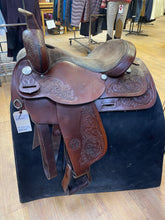 Load image into Gallery viewer, Used 16&quot; Circle Y Park and Trail Western Saddle
