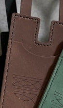 Load image into Gallery viewer, Spur &amp; Boot- Boot Wallets

