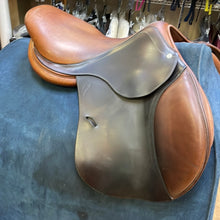 Load image into Gallery viewer, Used 17”Antares Classic Saddle #13850
