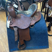 Load image into Gallery viewer, Used 16” Crestridge Western Saddle #13479
