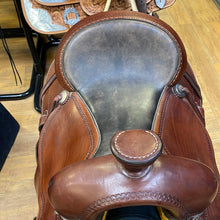 Load image into Gallery viewer, Used 17” Cashel by Martin Western Saddle #13763
