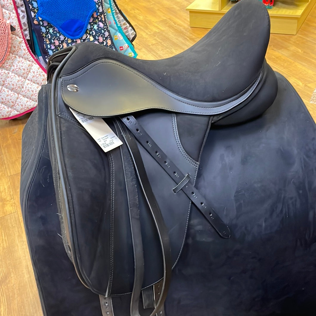 Used 18” Thorowgood Dressage Saddle #14370