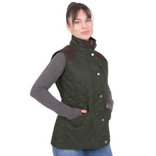 Load image into Gallery viewer, Chestnut Bay Heritage Quilted Barn Vest
