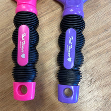 Load image into Gallery viewer, Tail Tamer Mane and Tail Brush
