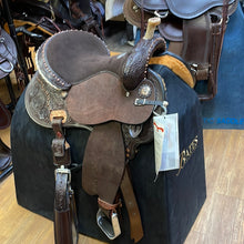Load image into Gallery viewer, Circle Y 2404 KL Black Powder Flex2 Shooter Saddle
