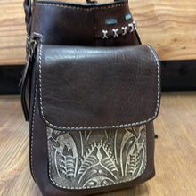 Load image into Gallery viewer, Ariat Distressed Tooled Purse

