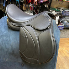 Load image into Gallery viewer, Royal Higness Black VSD All Purpose Saddle
