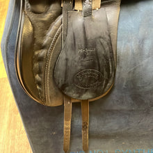Load image into Gallery viewer, Used 17” Passier Baum Dressage #1904p Lu
