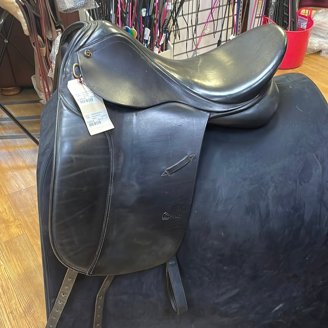 Used 18” Dover Circuit Dressage #9131